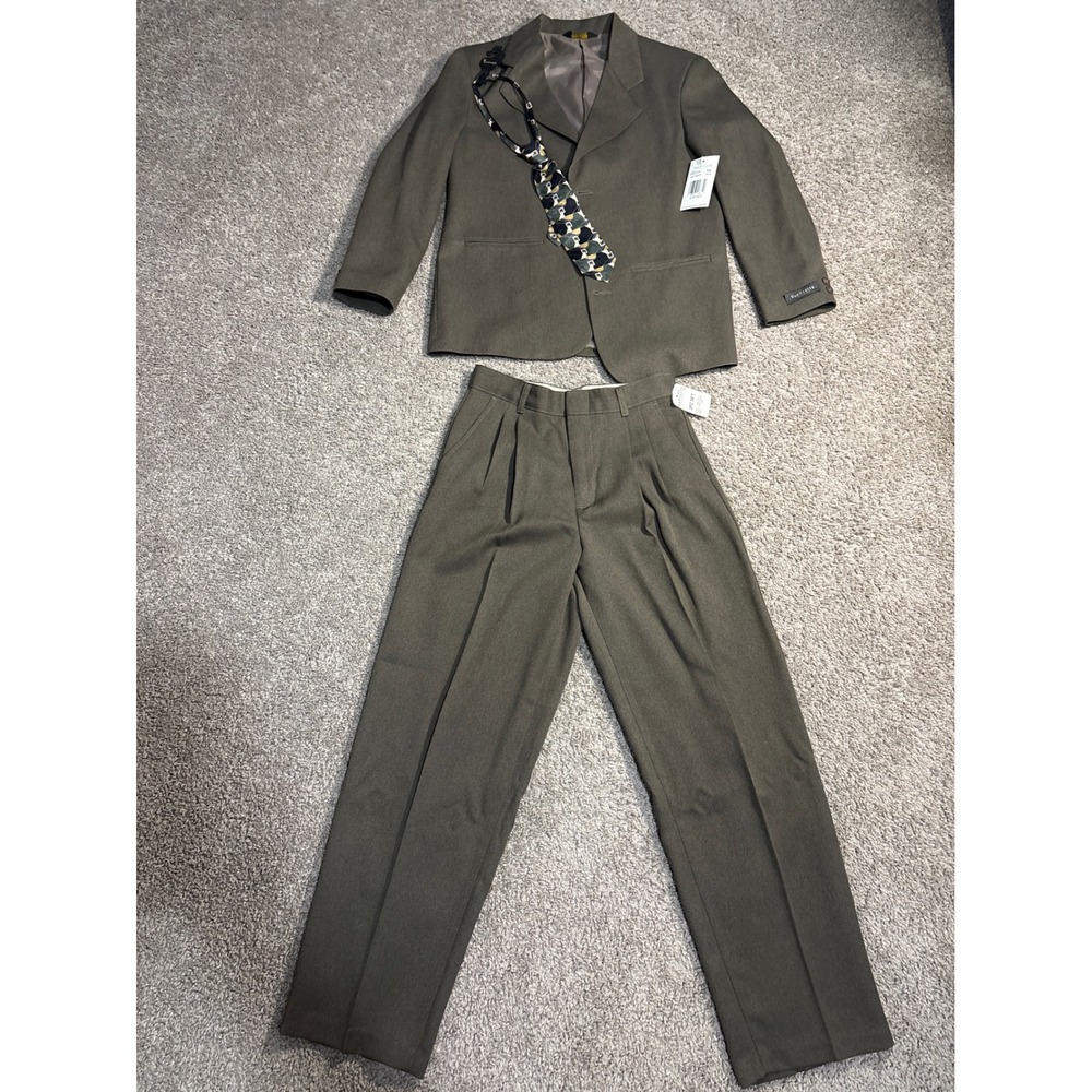 Van Heusen Boys 14 Reg 2-Piece Suit Set Taupe Blazer Pleated Pants Tie vintage